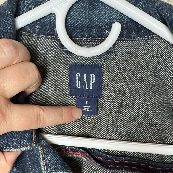 Women’s GAP Denim Jacket - Size S - Picture 5 of 8